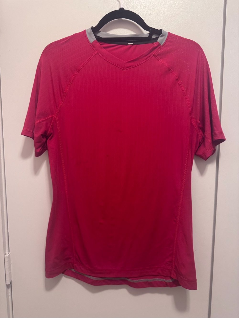 Lululemon Men’s Small Red Short Sleeve Athletic Shirt Moisture - slight stain